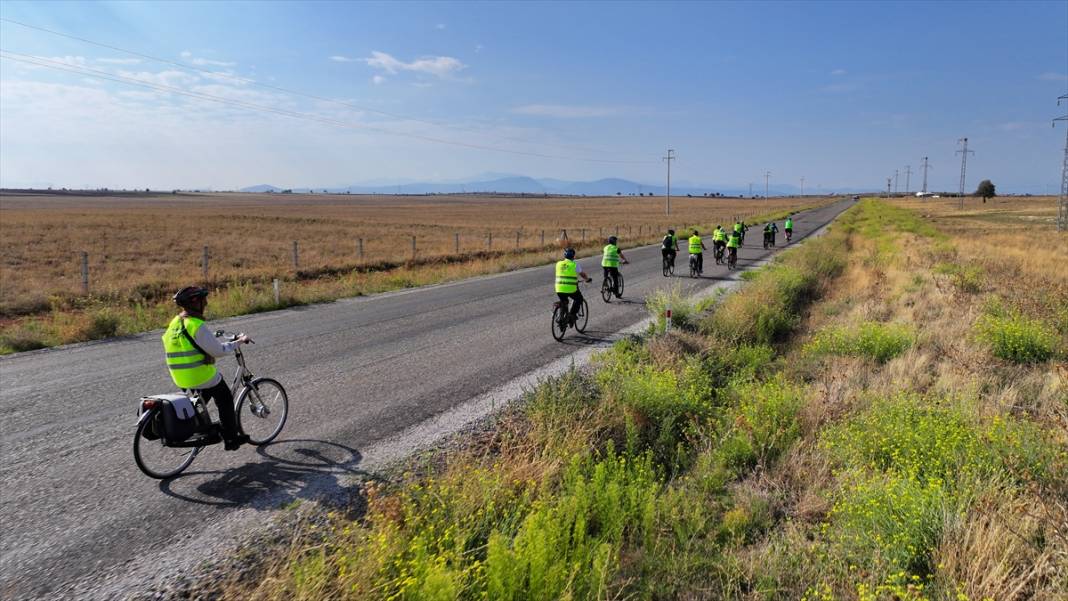 Konya’da pedallar tarihi ve doğal güzellikler için çevrildi 4